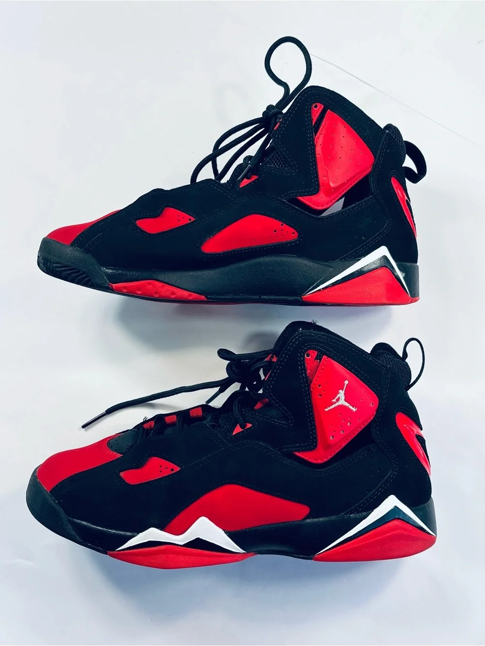 Nike Air Jordan Boys True Flight High TopSneakers #CU4934-001 Black Red Boys:7Y